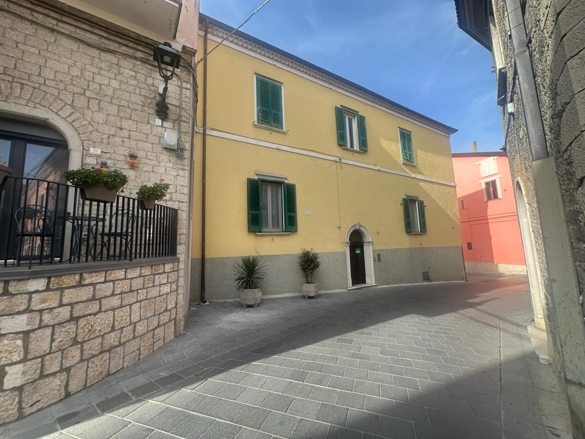 Da Zia Sisina - Dimora Storica Apartment Barile Exterior photo