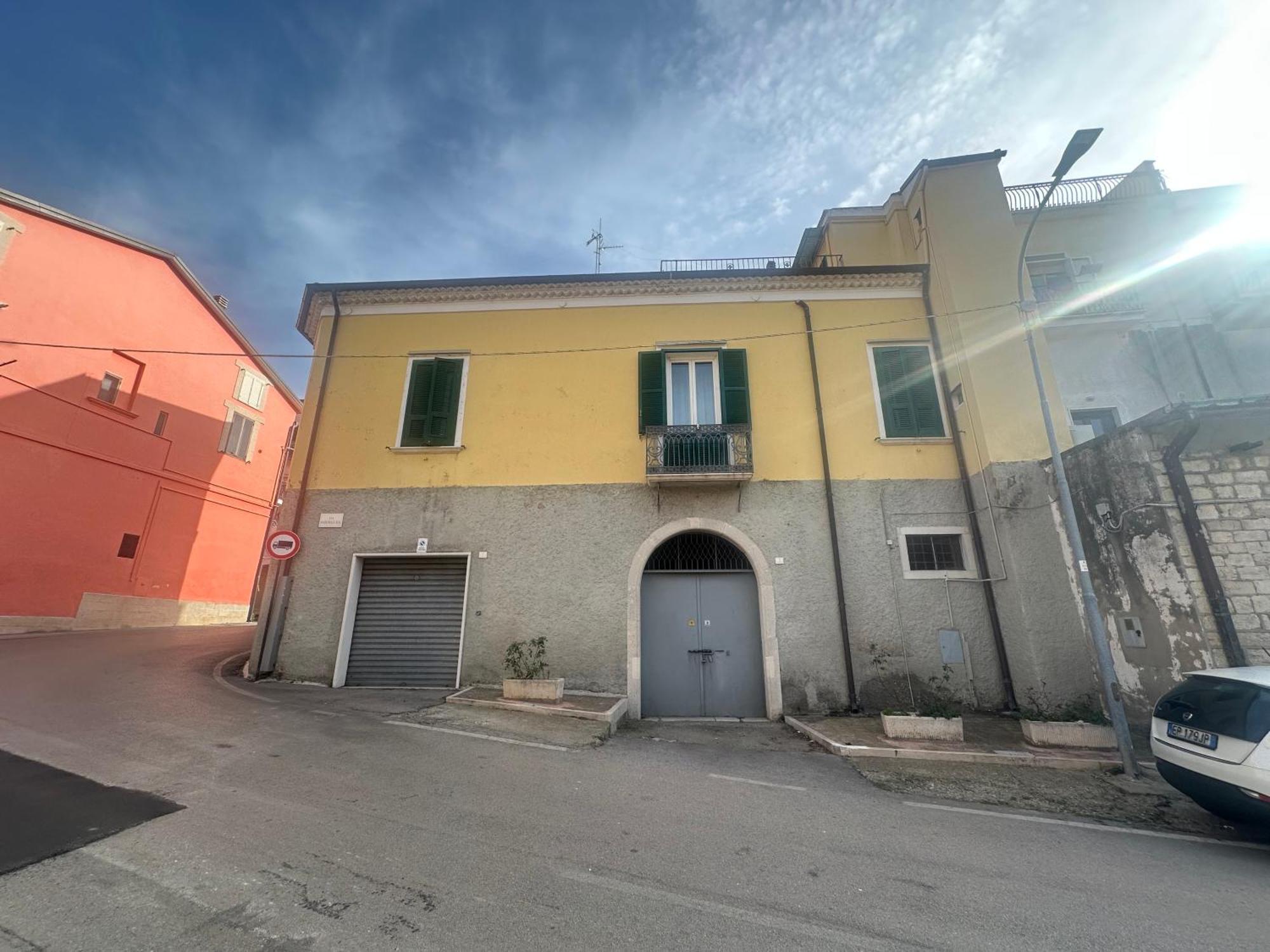 Da Zia Sisina - Dimora Storica Apartment Barile Exterior photo